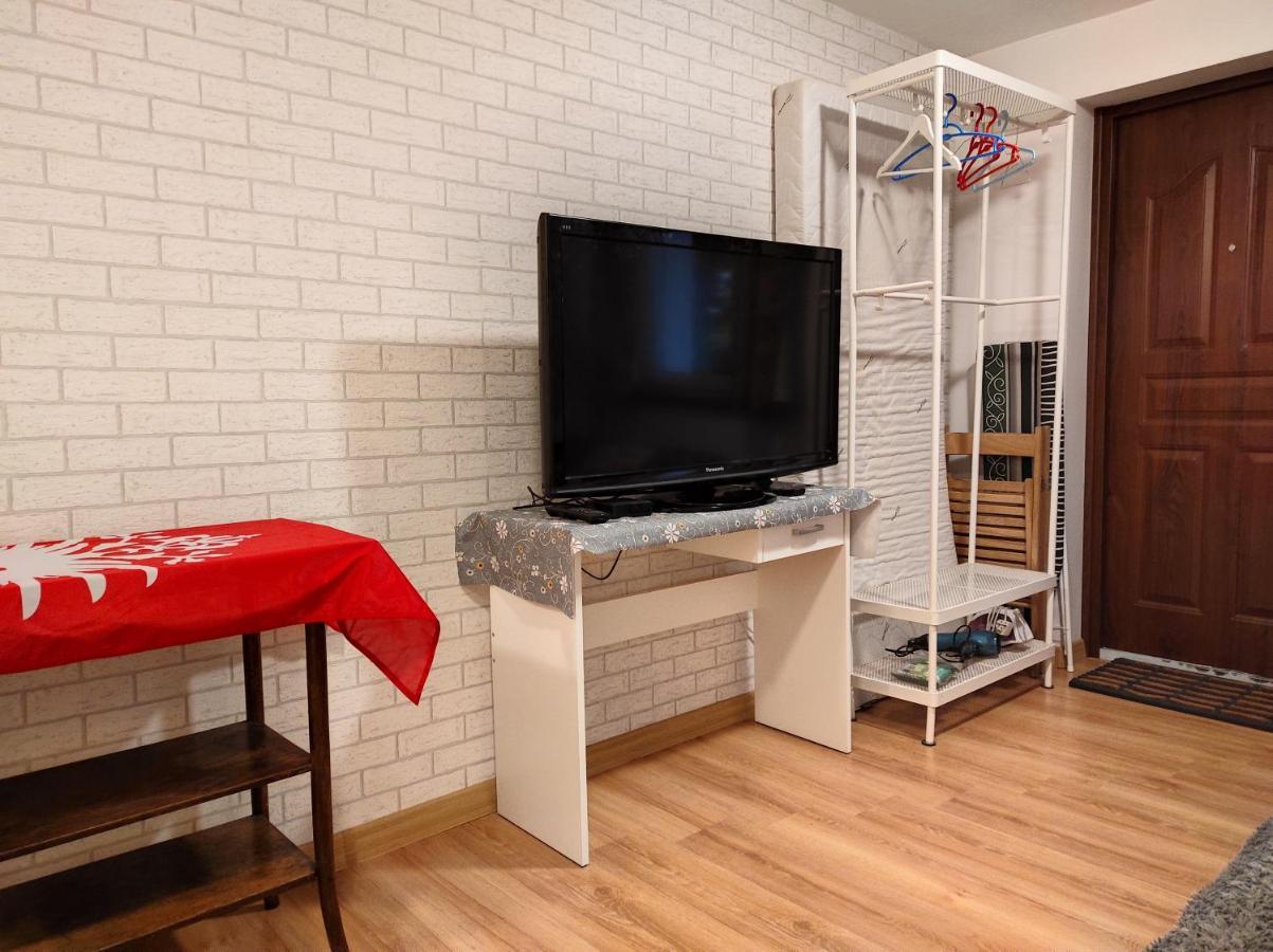 Flinstones Apartment *